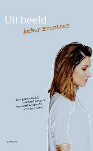 Amber Brantsen Uit beeld Recensie