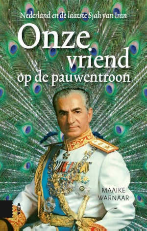 Maaike Warnaar Onze vriend op de pauwentroon recensie