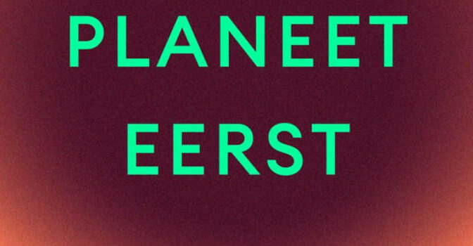 Roxane van Iperen – Eigen planeet eerst