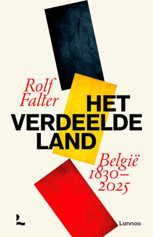 Rolf Falter Het verdeelde land recensie