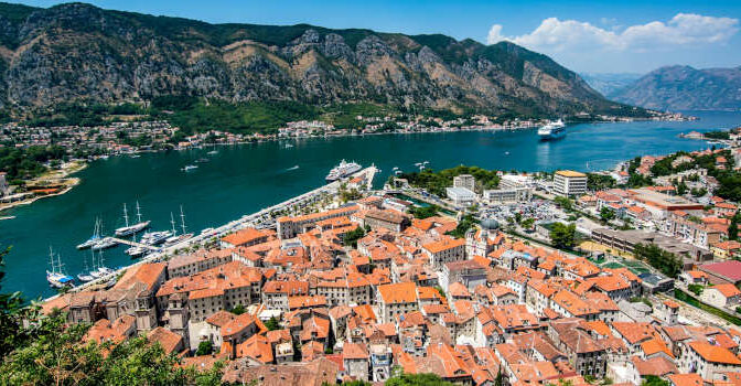 Montenegro reisgidsen, boeken en reisverhalen