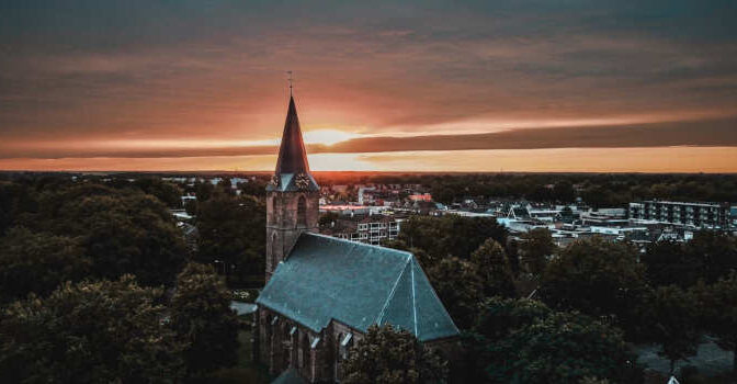 Kerkgeschiedenis boeken over de geschiedenis van de kerk en het geloof