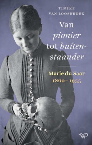 Tineke van Loosbroek Van pionier tot buitenstaander recensie