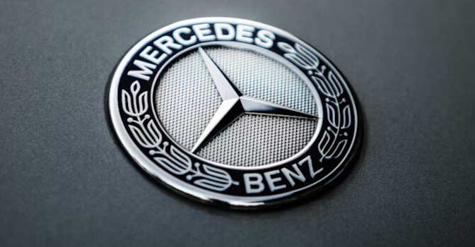 Mercedes boeken over het Duitse automerk