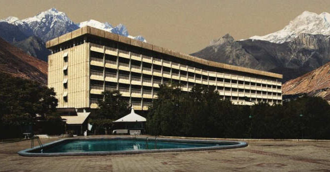 Het beste hotel van Kaboel Lyce Doucet boek over de geschiedenis van de mensen in Afghanistan