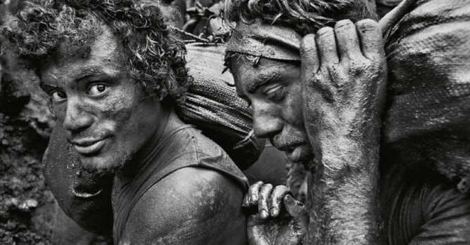 Hotel De Wereld Frank Westerman boek met reportages over Wageningen, Suriname en andere postkoloniale tragedies