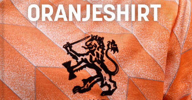 Het Oranjeshirt boek over de shirts van het Nederlands Elftal