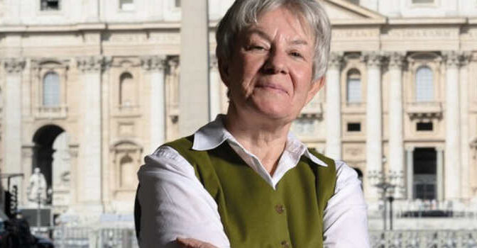Onze vrouw in het Vaticaan boek van Andrea Vreede